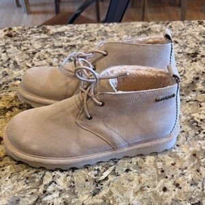 BearPaw Beige Winter Boots/never worn